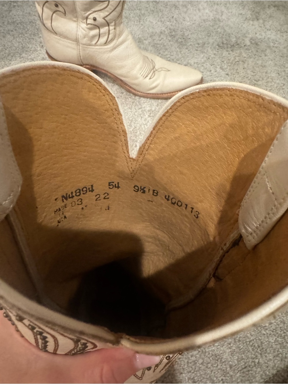 Like new Luchese boots - Picture 3 of 5